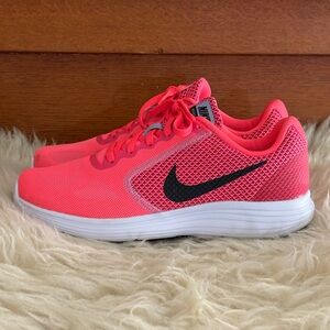 Nike Revolution 3 Hot Punch/ Black Running Shoes